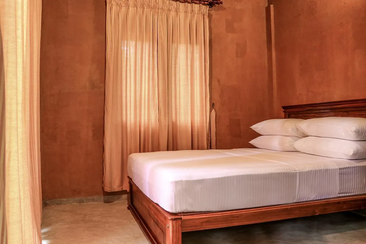 Manusath Holiday Inn Gurudeniya Guest house