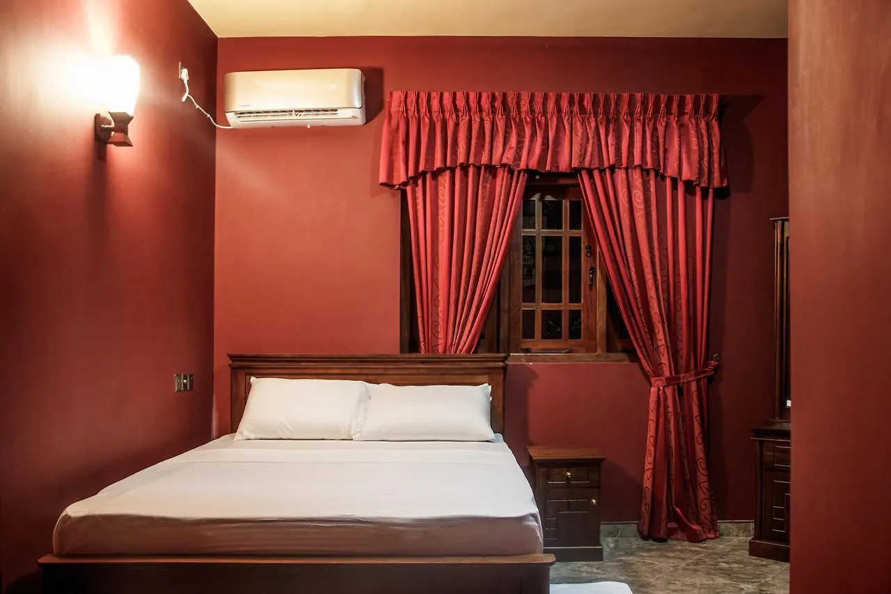 Manusath Holiday Inn Gurudeniya