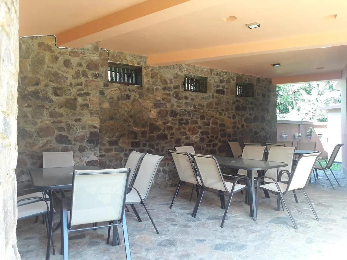 Guest house Manusath Holiday Inn Gurudeniya